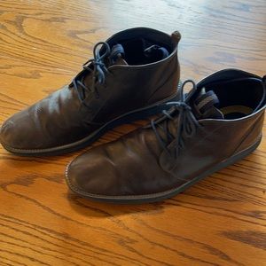 LEATHER CHUCKA COLE HAAN